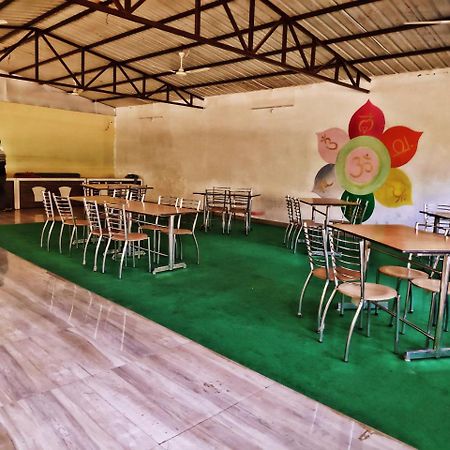 Garud Chatti River Resort Rishīkesh Exterior foto