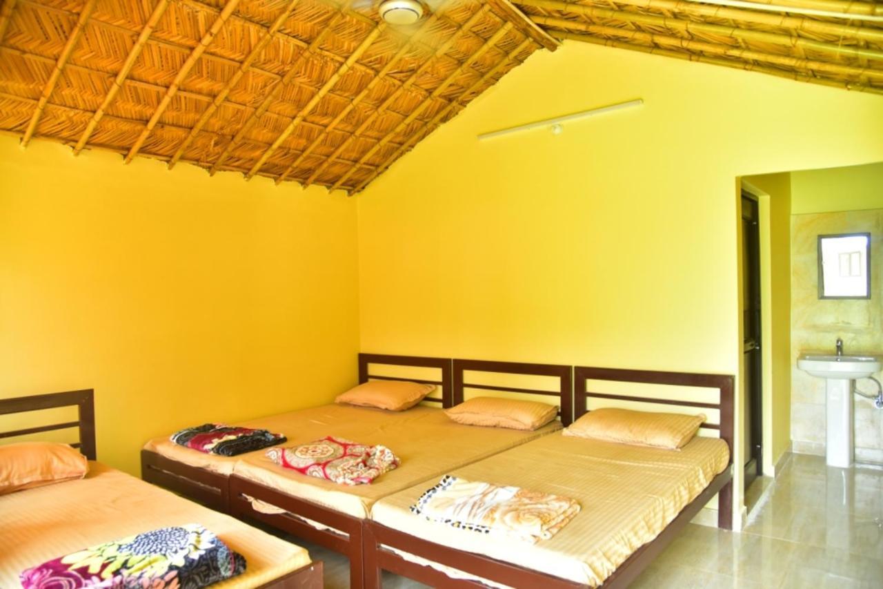 Garud Chatti River Resort Rishīkesh Exterior foto